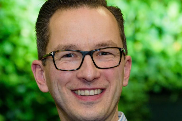 Actualmente los edificios representan 40 % de las emisiones mundiales de carbono relacionadas con la energía y consumen 50 % de todos los materiales extraídos.