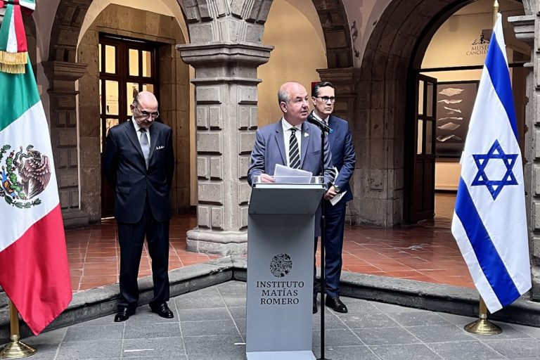 La Embajada pidió al gobierno populista que reconsidere su decir “y que condene de manera contundente los actos barbáricos de Hamas”.