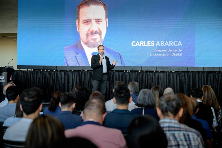 Esta IAR dará acceso a modelos de propósito específico para ser consumidos directamente, o a través de otros habilitadores mediante interfases de comunicación (API’s).