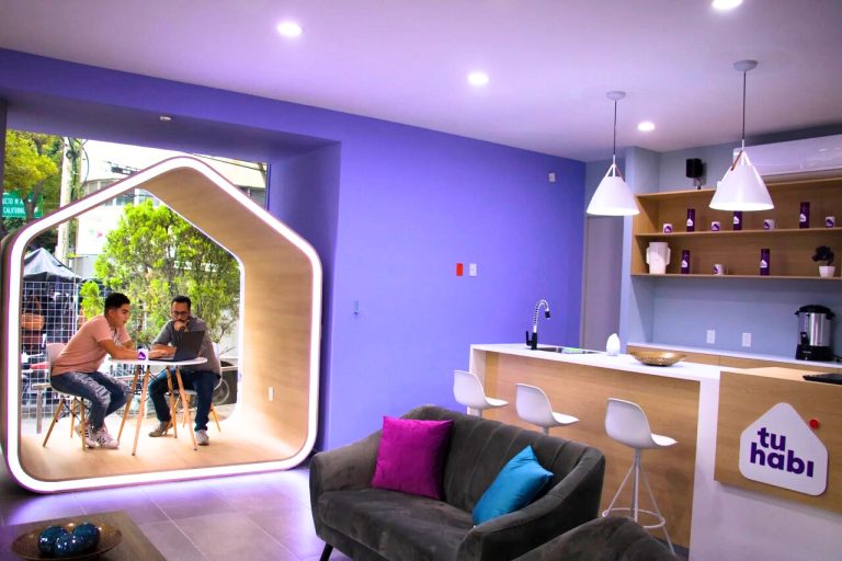 Tuhabi es la proptech líder en el mercado latinoamericano, fundada en 2019 por Brynne McNulty Rojas y Sebastián Noguera. 