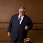 Agustín Carstens, director general del BIS, consideró en noviembre, que los bancos centrales tienen la responsabilidad de mantenerse al día con la era digital.