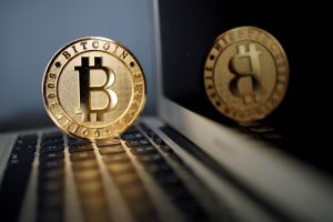 Diana Mondino, tras presentarse el Decreto de Necesidad y Urgencia (DNU) de Javier Milei, ratificó los contratos con bitcoin (BTC).
