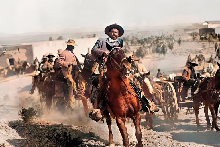 El libro presenta el texto de Thomas H. Naylor: “Massacre at San Pedro de la Cueva: The Significance of Pancho Villa’s Disastrous Sonora Campaign”, publicado en 1977 por la Oxford University Press.