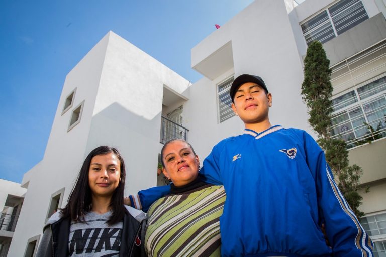 En el acumulado, durante la gestión de la autollamada 4T, Infonavit ha otorgado 2 millones 322 mil créditos.