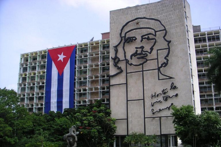 Un médico disidente que vive en la provincia de Olguín, Cuba, y opositor a la dictadura, dijo que ya está bajando dramáticamente la ingesta de nutrientes en niños.