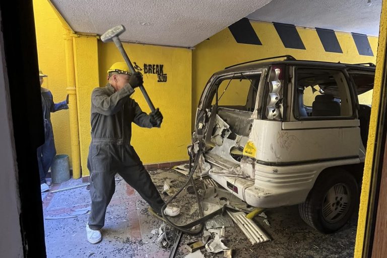 Aquí, los participantes pueden elegir cinco canciones a su gusto para vivir esa experiencia de desfogue energético.