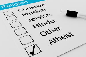 Las religiones persisten, y regiones como Oriente Medio no parecen declinar ante la cultura moderna.