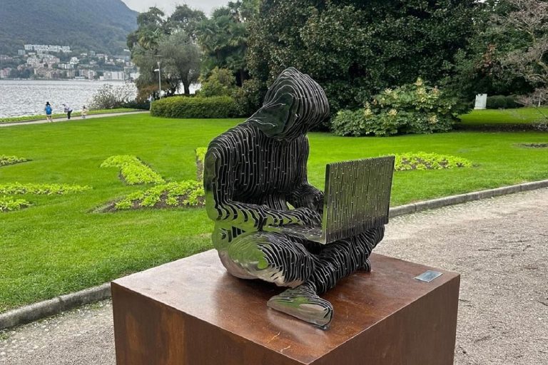 A 16 años de la emblemática publicación,el misterio de Nakamoto se mantiene como uno de los temas más debatidos en el mundo de las criptomonedas cuando desapareció en 2011.