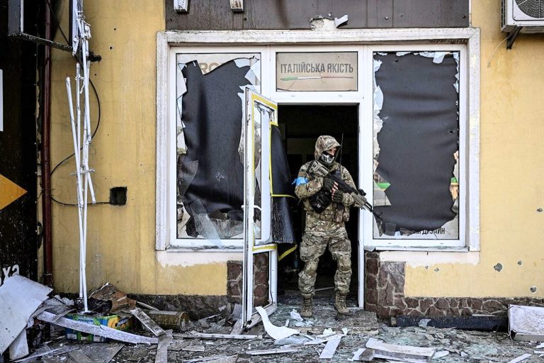 Según el grupo, ya no quedó en pie ni una sola iglesia evangélica en los territorios ocupados por Rusia, y los creyentes tienen prohibido el culto.