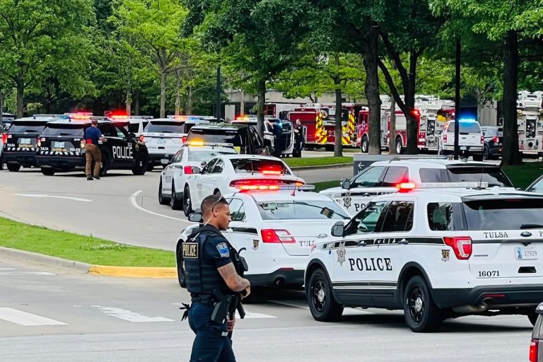 Según CNN, Varios niños fueron llevados al hospital después del tiroteo.