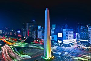 Con lo anterior, las partes podrán autorizar su cesión, securitización, integración a fideicomisos financieros y emisión de letras hipotecarias.
