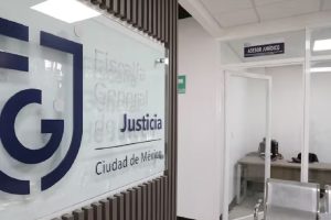 La Fiscalía General de Justicia de la Ciudad de México (FGJCDMX) aprehendió y vinculó a proceso a Alfredo “N” por su participación en el delito de fraude inmobiliario.
