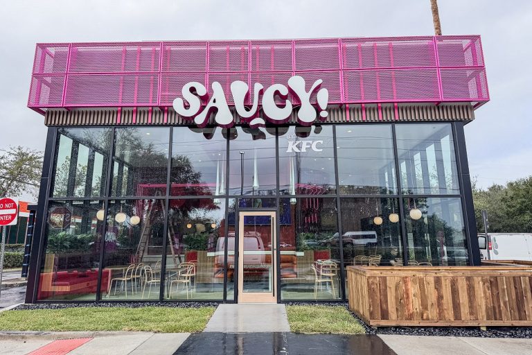 La marca ofrece 11 salsas únicas en honor a las 11 hierbas y especias originales de KFC.