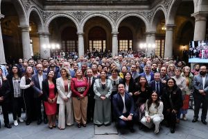 Apenas en seis meses se entregaron 2, 500 hogares y con el nuevo programa de Vivienda Pública en Renta se producirán 20 mil departamentos bajo este esquema.