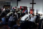 Miembros de la Iglesia Linfen Golden Lampstand en Shanxi fueron condenados a años de prisión por fraude, pero grupos de derechos humanos lo ven como condenas falsas.