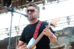 El proyecto de rock en español Ecos Eternos, presentó el lanzamiento de su single titulado“Guíame”, canción que combina el género brit pop de los 90 con un carácter introspectivo y emocional.