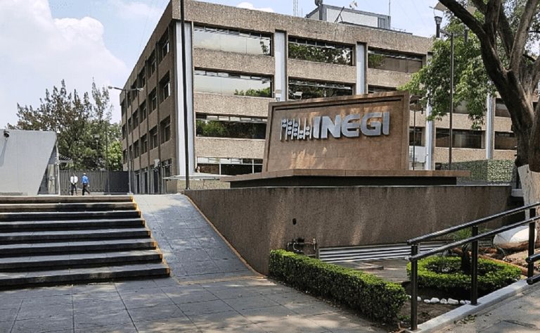 Tomando en cuenta los precios de 2018, el sector creció 3.1 % en 2024, mientras que el total de la economía aumentó 1.3 % en el mismo año, según INEGI.