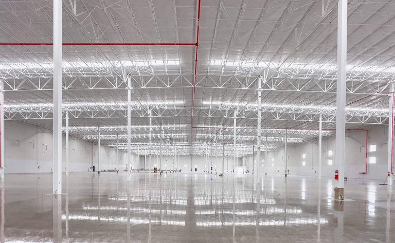 El dato refleja más del doble de visitas que el año anterior y un incremento 5 veces mayor en metros cuadrados visitados de espacio industrial.