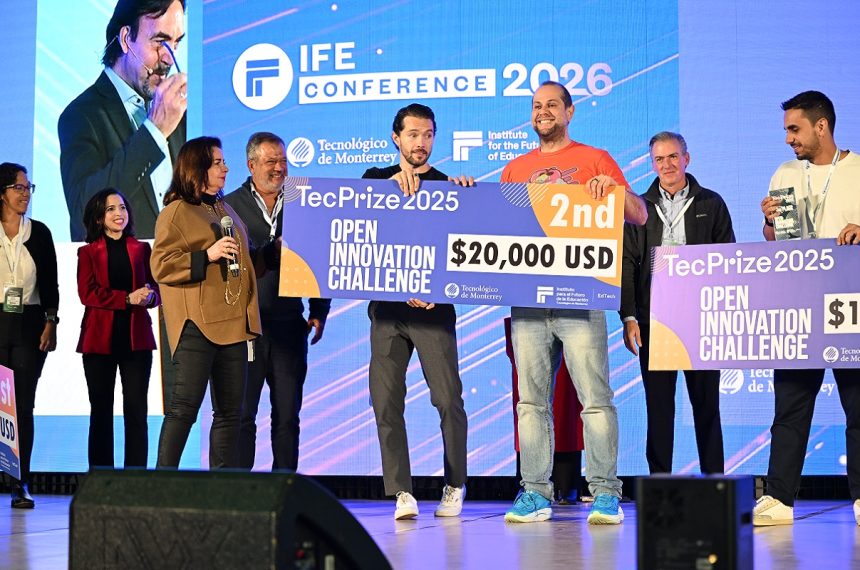 TecPrize es una iniciativa del Instituto para el Futuro de la Educación que busca activar el talento, conectar ideas y facilitar caminos para soluciones educativas de alto impacto.
