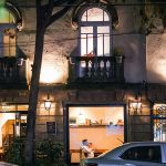 Hoja en Blanco se diferencia de otros espacios de la colonia Roma norte, en que todo ahí invita a la creación.