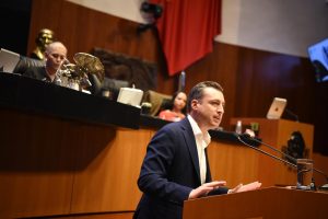 Morena no quiere que los aspirantes ciudadanos no compartan propaganda, imagen, emblema, colores, lemas, plataformas comunes como las del Movimiento del Sombrero.