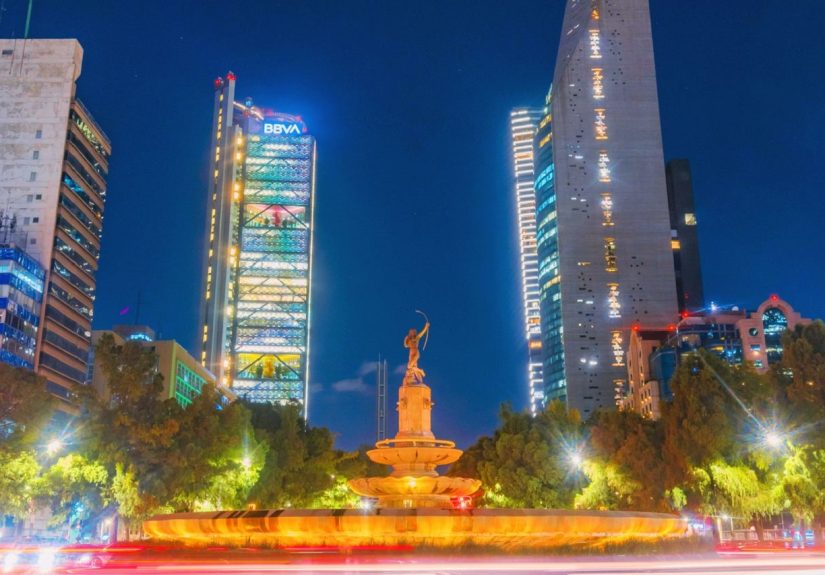 La colonia Juárez destaca por ser una de las colonias más vibrantes de la Ciudad de México. Gran parte de la nueva oferta gastronómica, cultural y artística está migrando hacia esa zona.