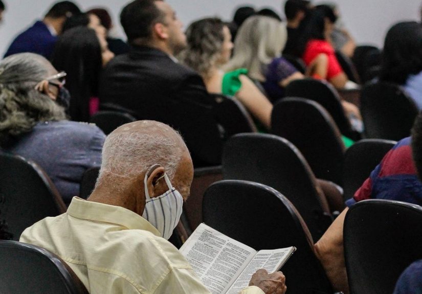 Una investigación reciente en Estados Unidos realizada por el Instituto Hartford, especializado en estas temáticas, ha mostrado que por primera vez rebasan las cifras anteriores a la pandemia, con dos grandes tendencias, la consolidación de las megaiglesias y un debilitamiento de las congregaciones más pequeñas.