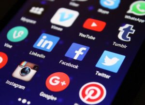 Un acuerdo ante un Tribunal Federal de Oakland, California, justo antes de que el propio Mark Zuckerberg tuviera que declarar bajo juramento, le obligó a pagar 17,100 millones de dólares.